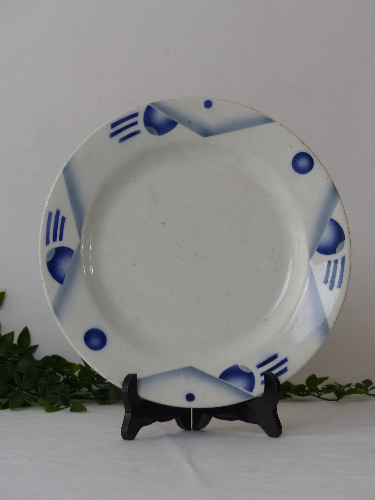 Serving dish