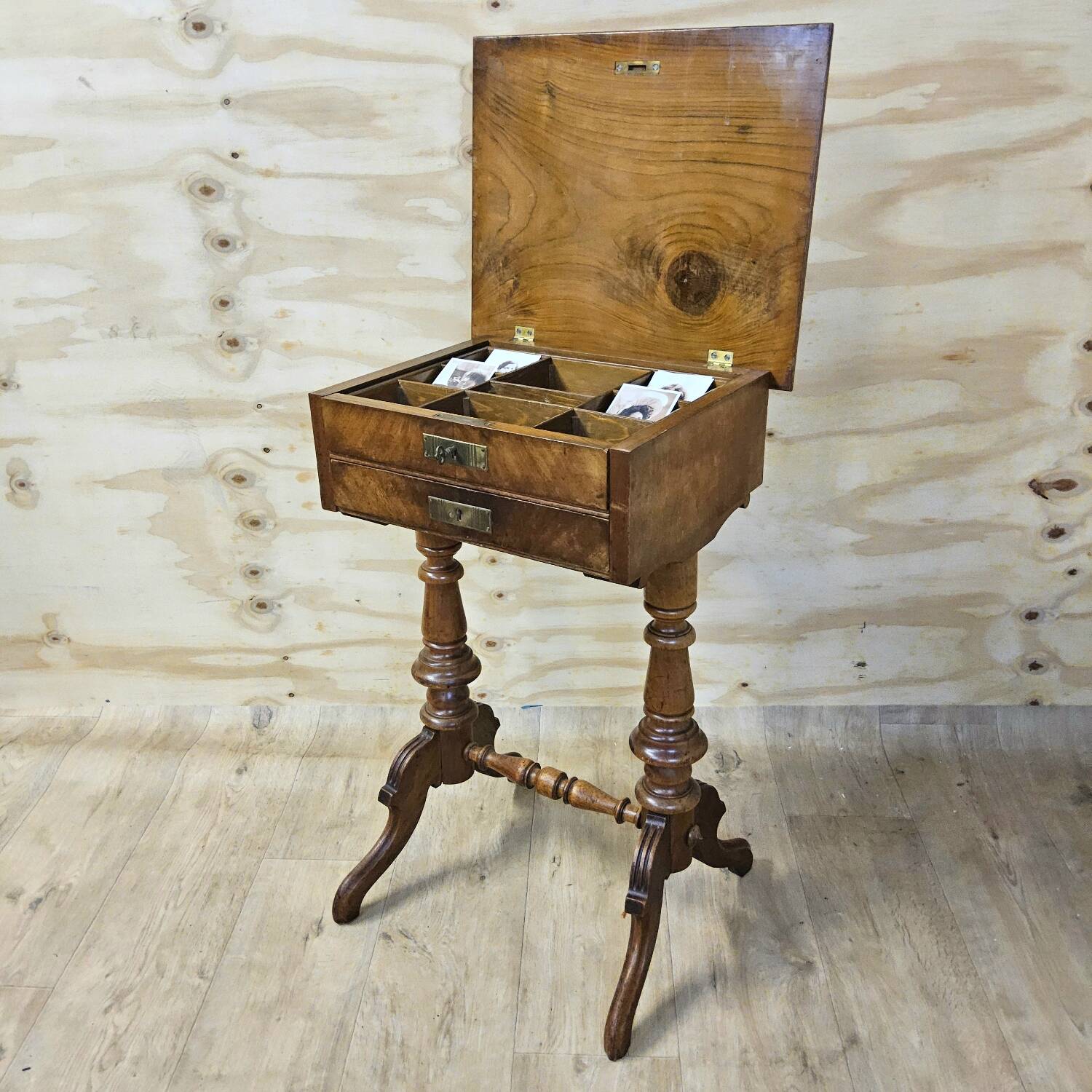 Antique walnut sewing table (19th century) Biedermeier side table