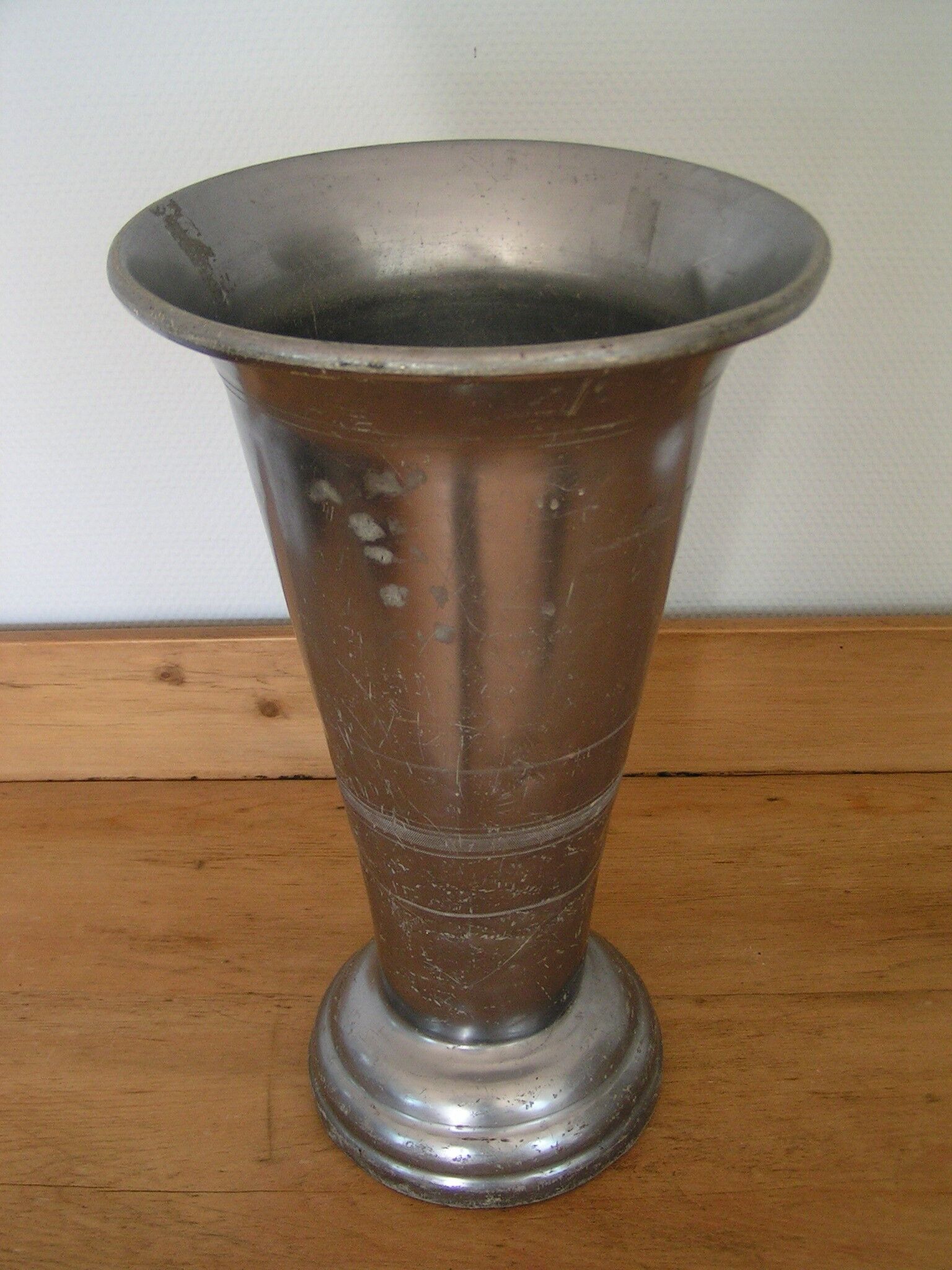 Florist zinc pots