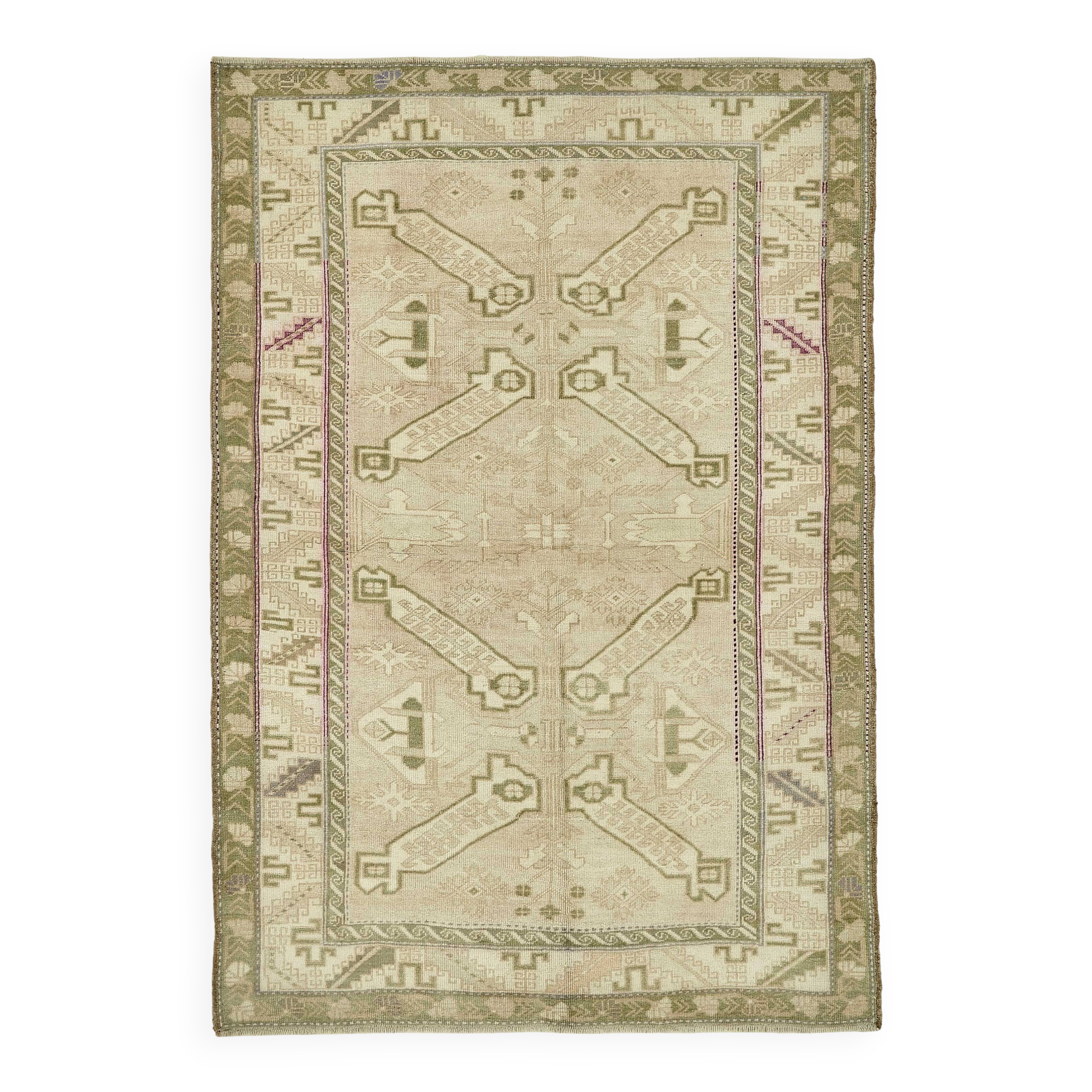 Turkish Vintage Anatolian Rug 143 cm x 203 cm