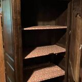 Old sculpted Breton bonnetière