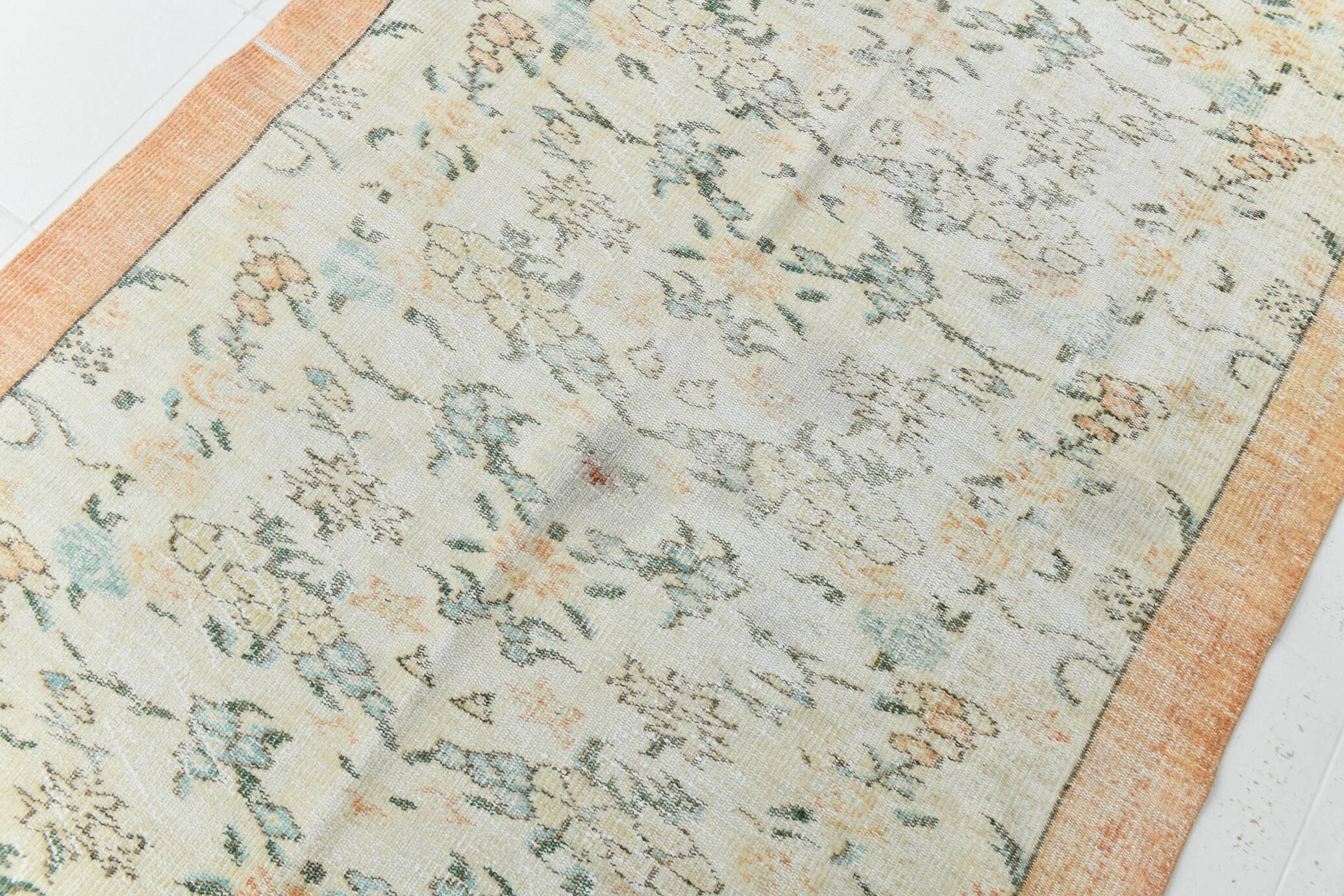 Orange Cream Floral Pattern Farmhouse Vintage Rug, 146x237Cm