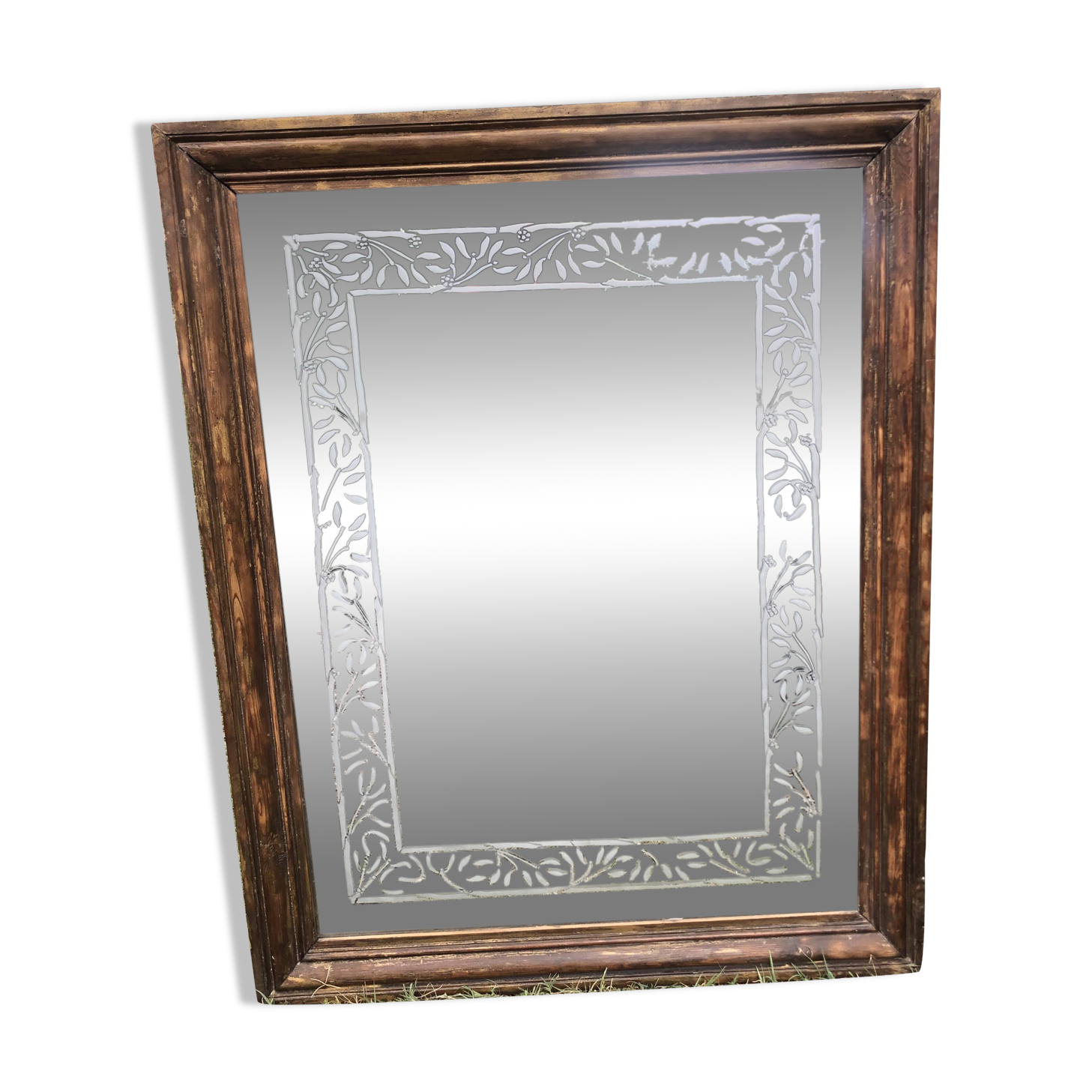 Large 18th century mirror with sandblasted decoration