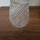 Carafe ou soliflore en verre taillé