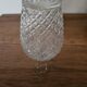 Carafe ou soliflore en verre taillé