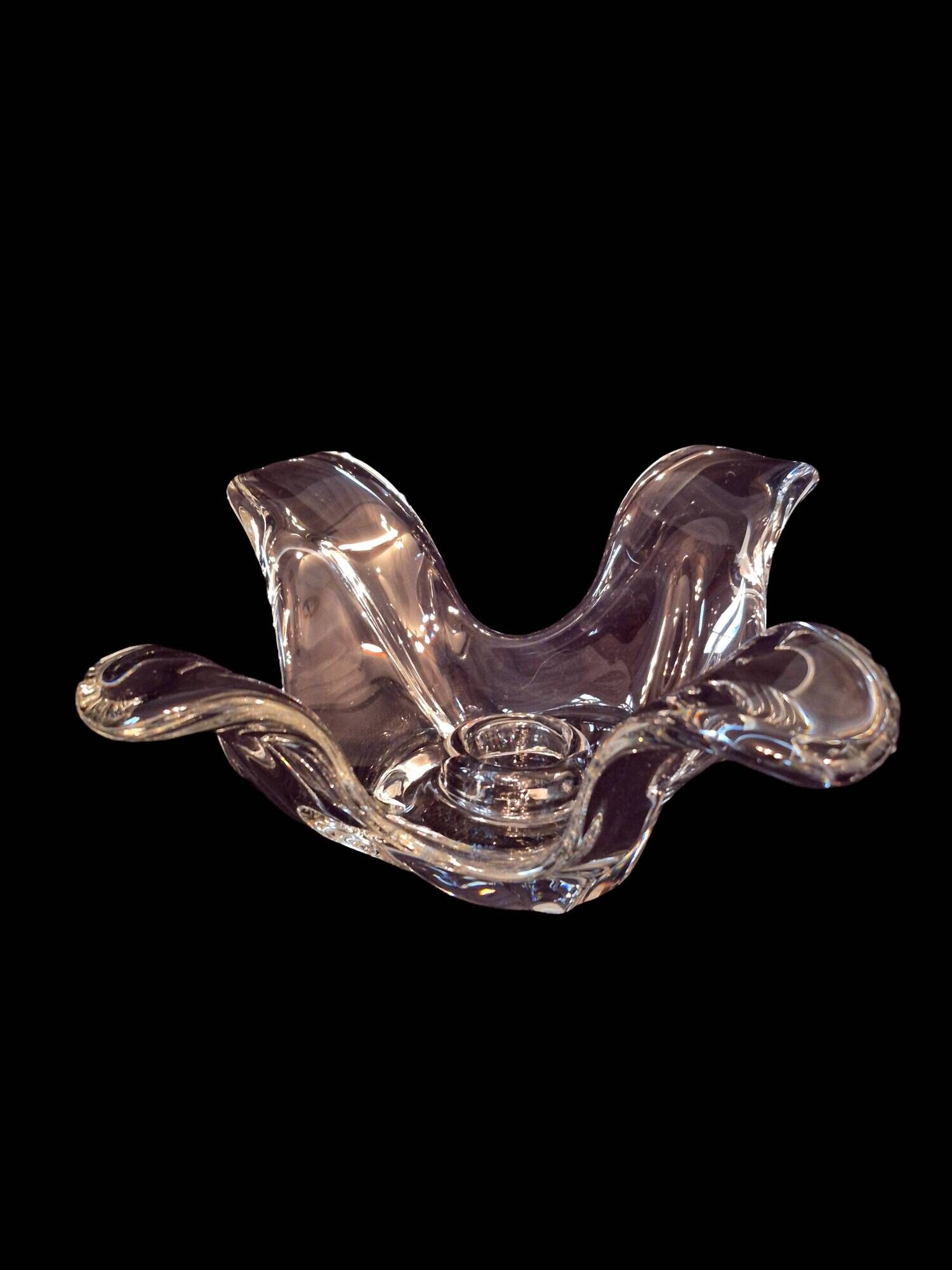 Crystal candlestick from Bayel, flower petal shape A559