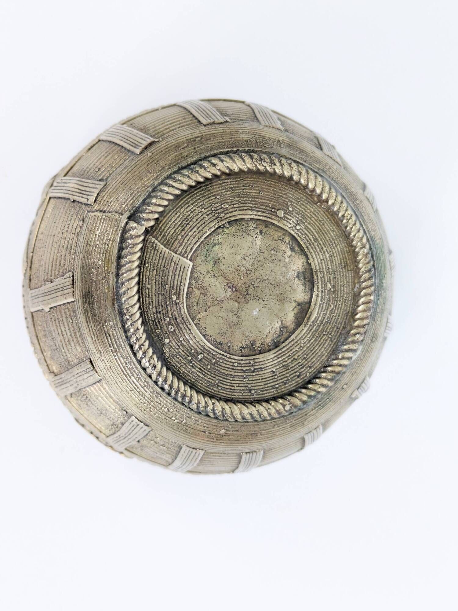 Vintage Brass Bowl Fish Scorpion Woven Texture