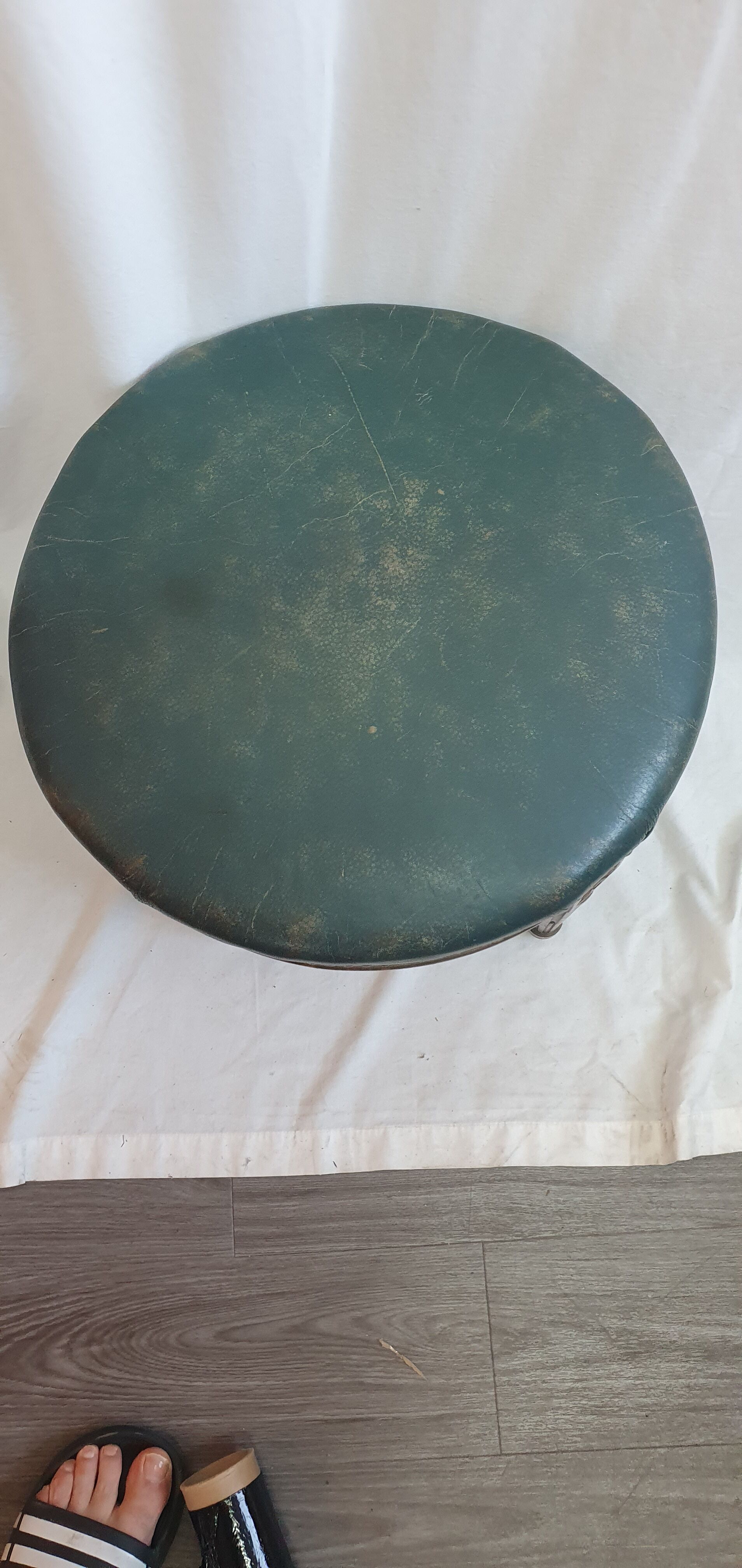 Bar leather stool