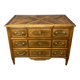 Commode Louis XVI à ressaut central