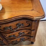 Chest of drawers with walnut drawers