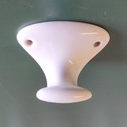 Patère murale en porcelaine - mid. XXeme