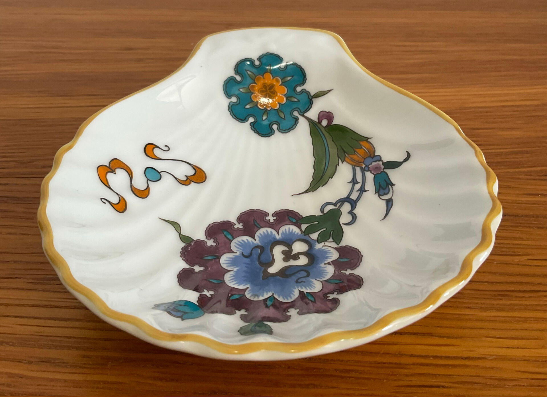 Palmyra Royal Worcester dish or bowl.