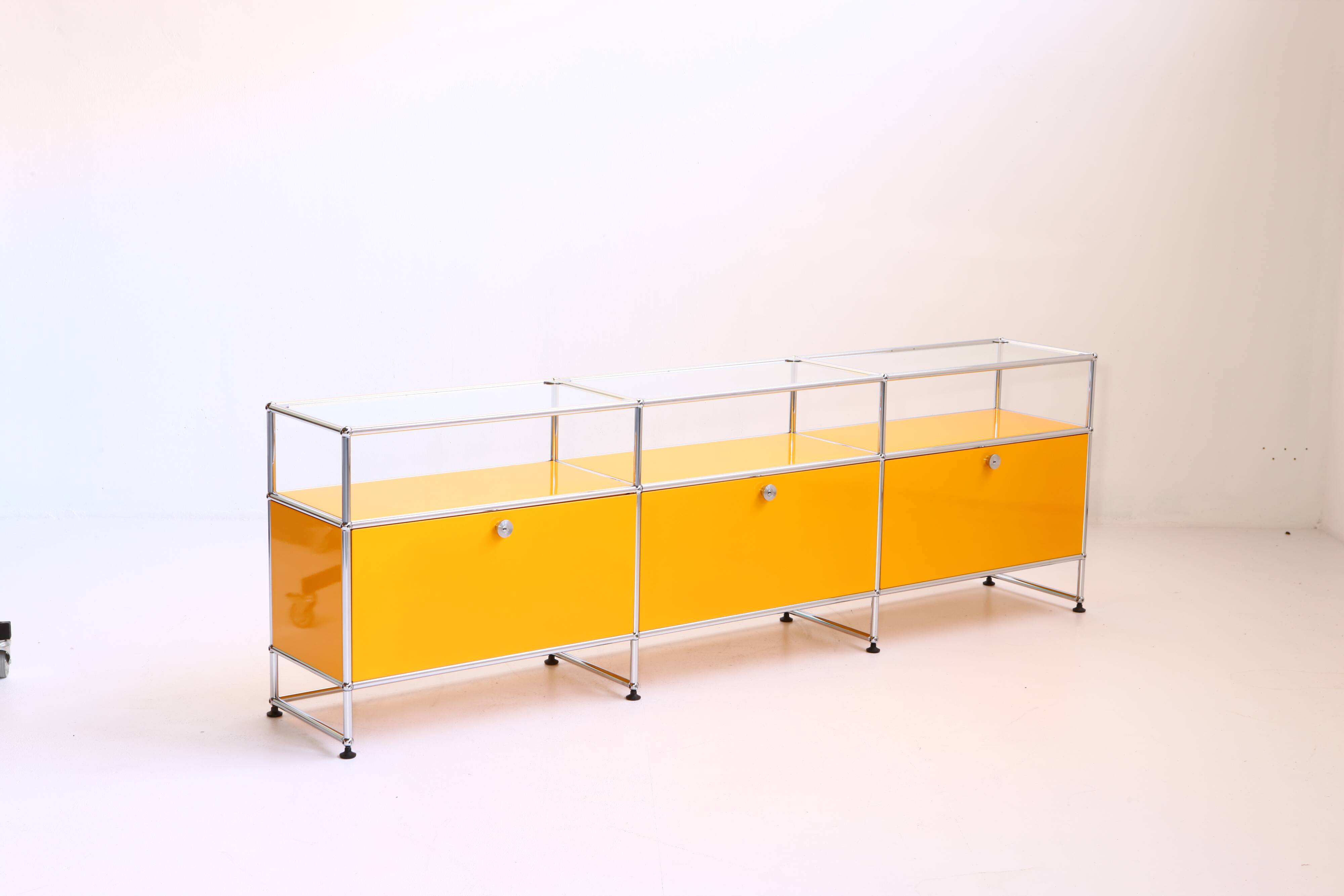 USM Haller low cabinet