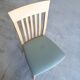 Chaise skai vintage en hêtre siège vert suède