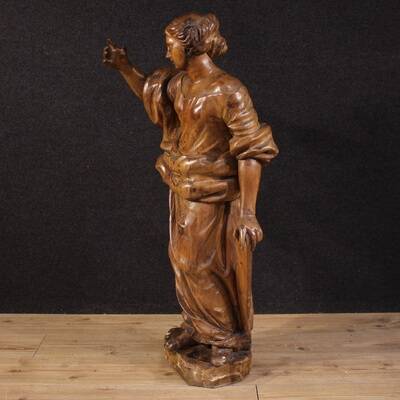 Great 17th-century wooden sculpture, Saint Catherine of Alexandria