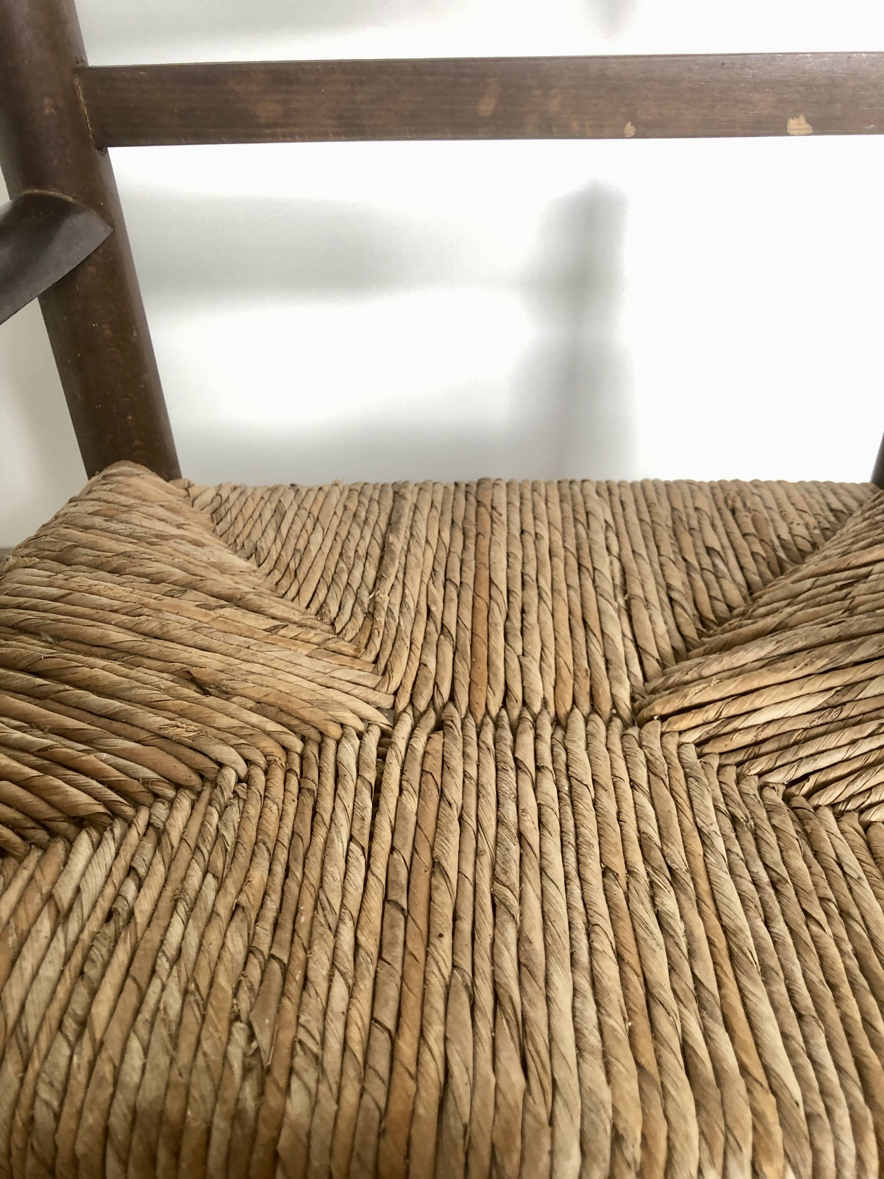 Children's armchair in beech wood and straw