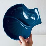 Salad bowl shell shape compartmentalized