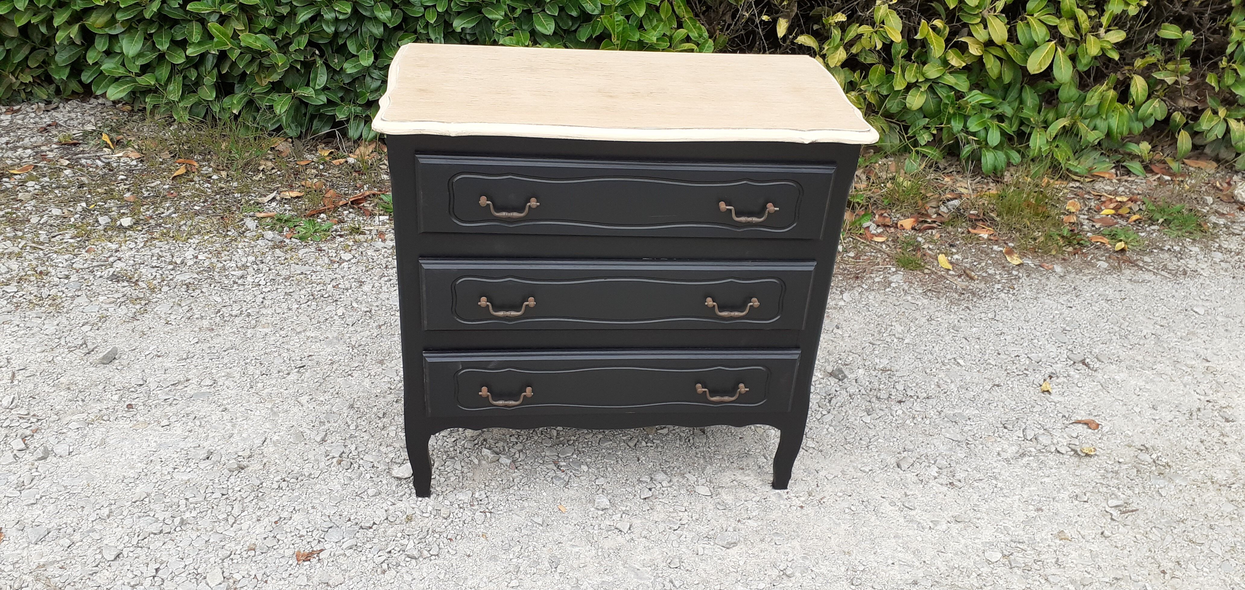 Commodity 3 drawers style louis XV black
