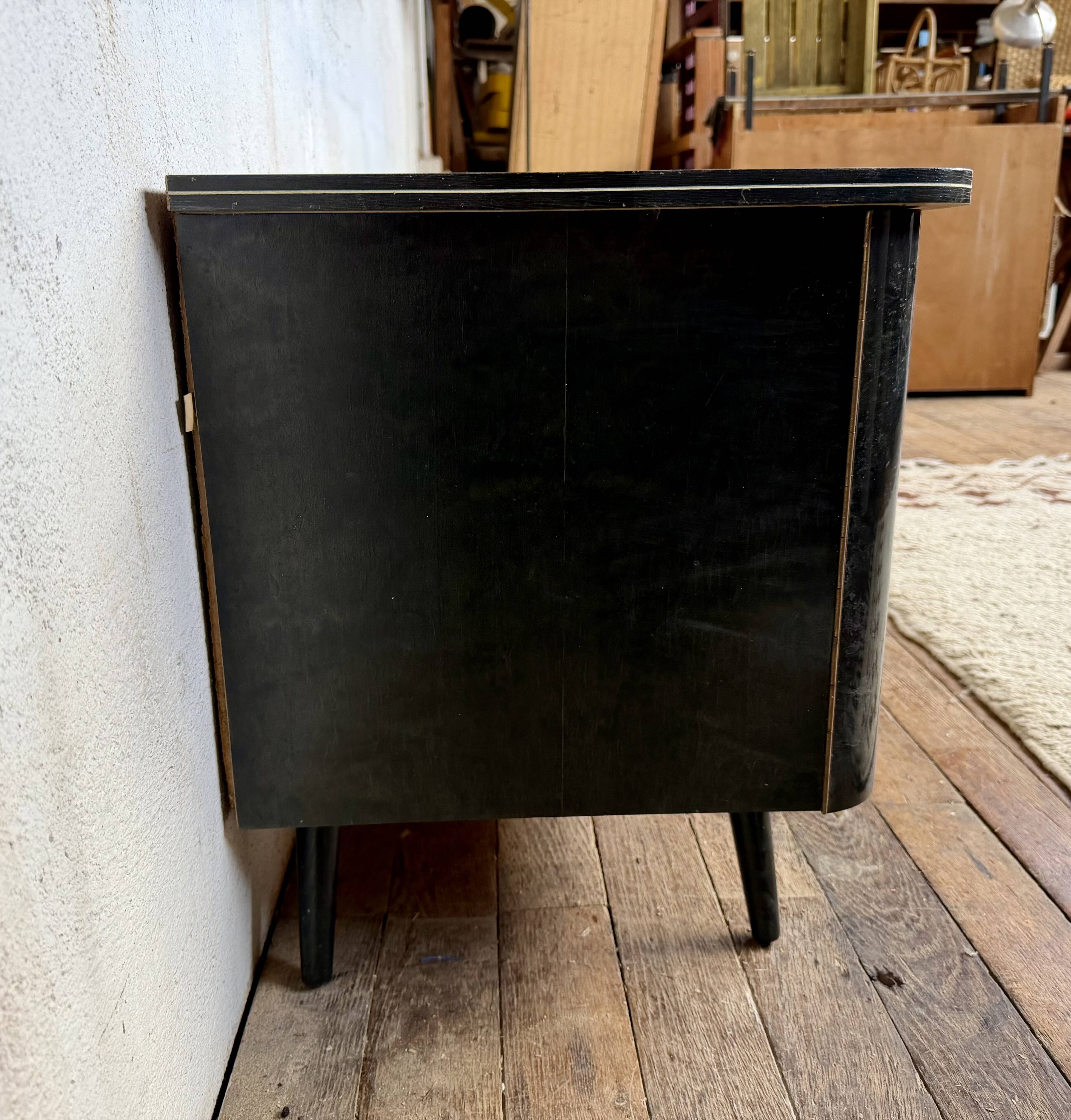 Vintage two-tone sideboard TV unit