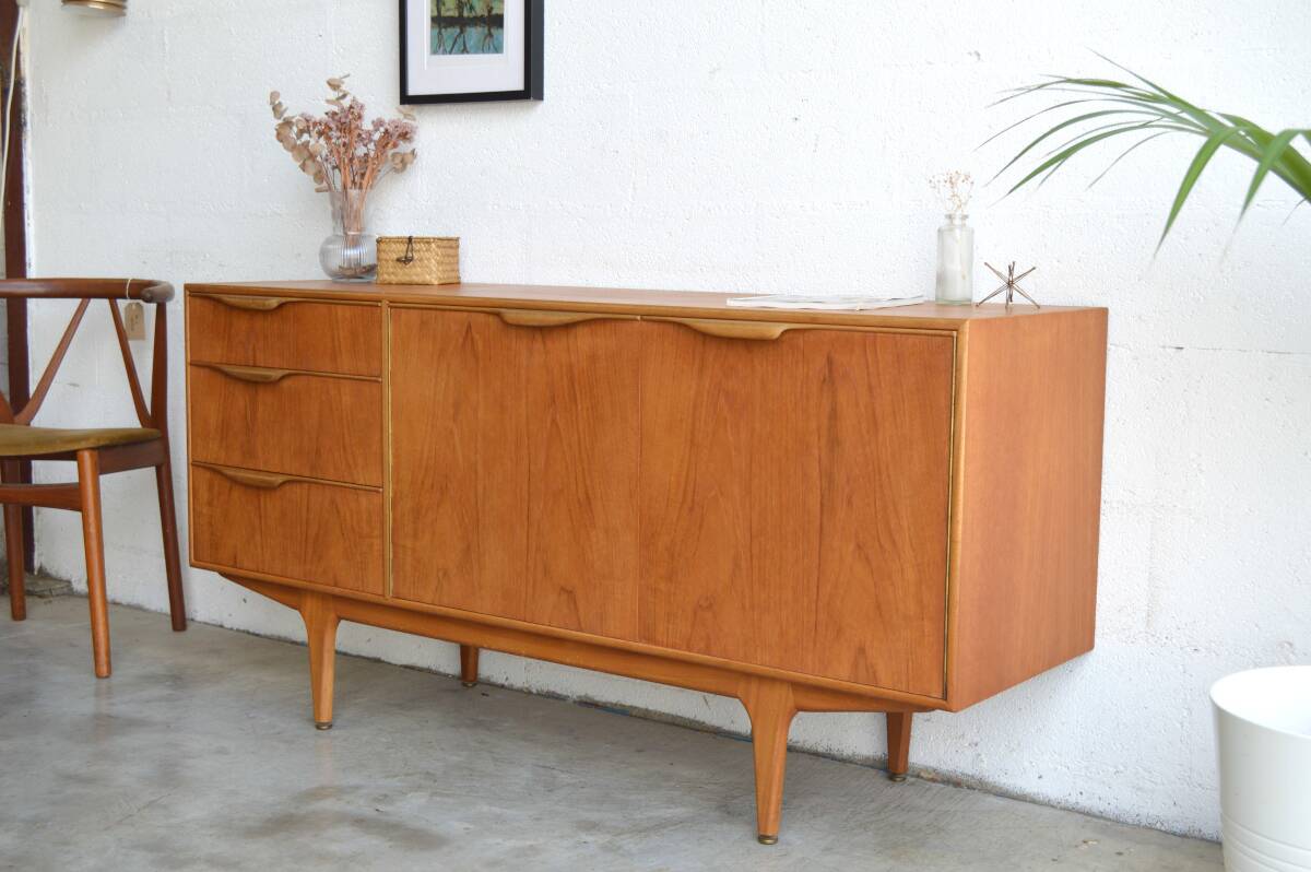 Enfilade McIntosh Dunvegan 152 cm