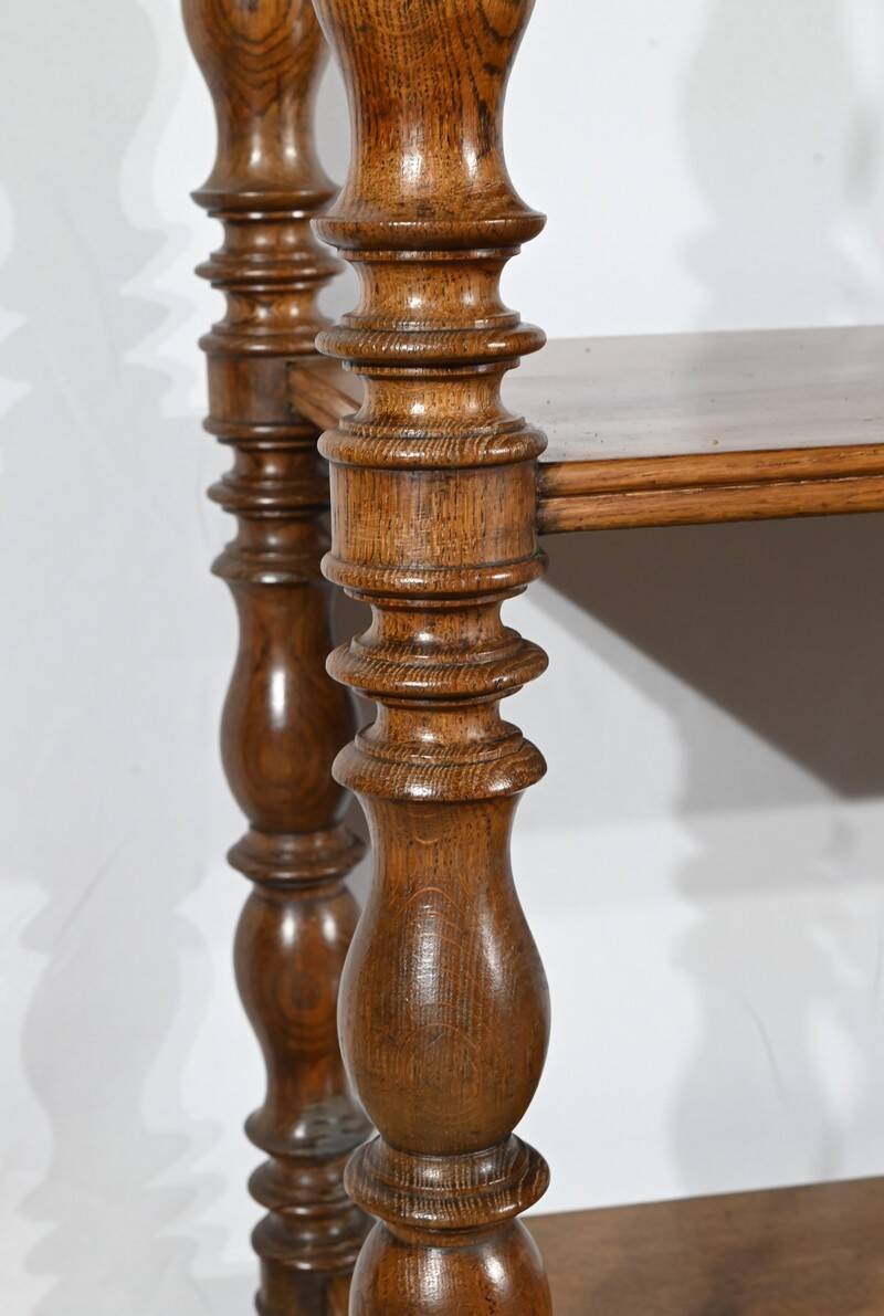 Desserte à hauteur d’appui, console en chêne, style Louis Philippe, 2ème partie du XIXème s.