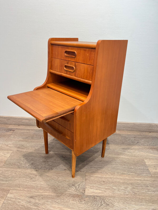 Secrétaire bureau enfant en teck origine Danemark