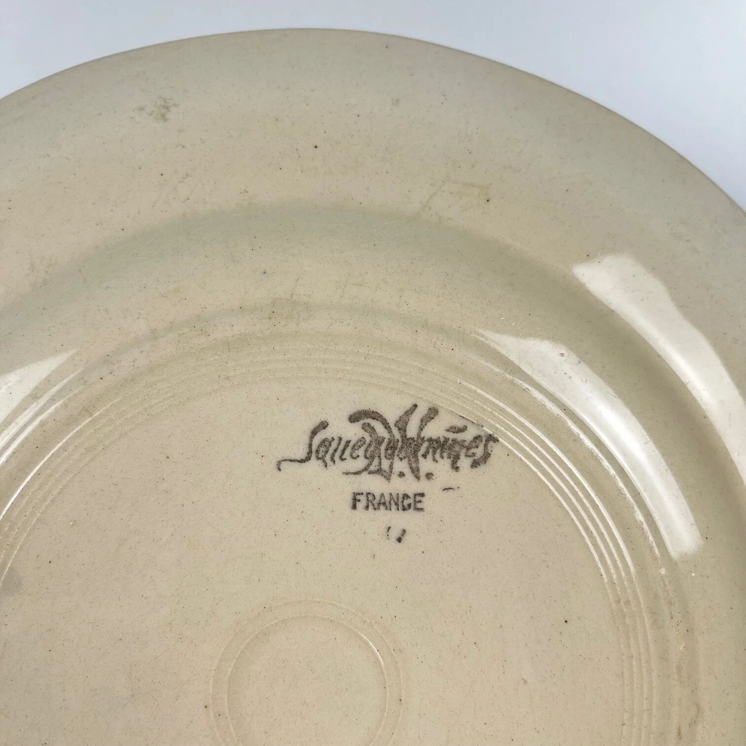 Set of 5 flat plates Sarreguemines floral pattern, 1920-40