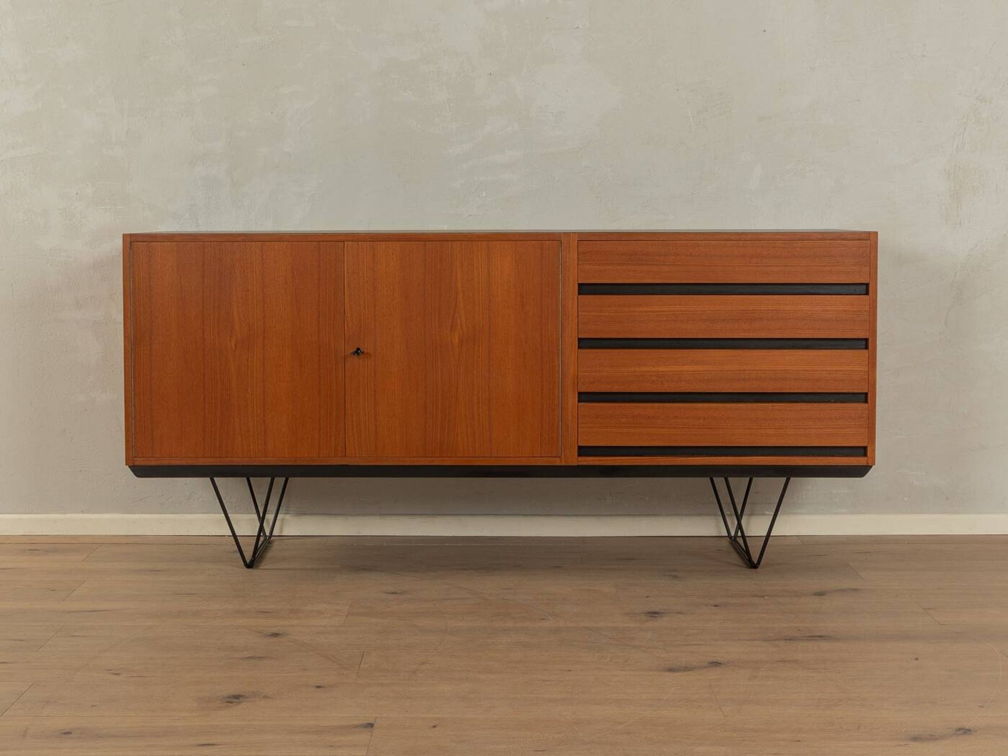Buffet à tiroirs, années 1960