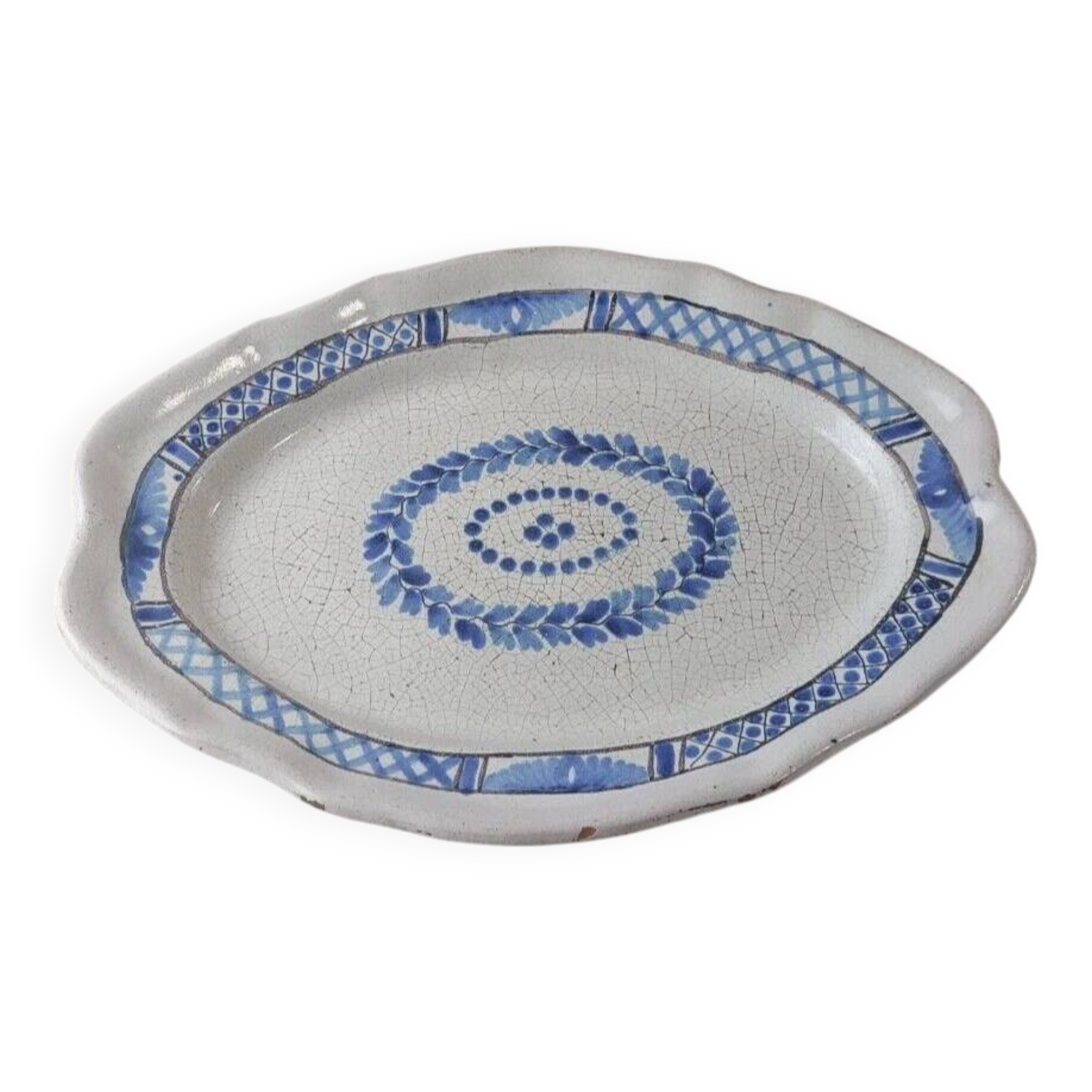 Old ceramic dish, Forges les Eaux / black bottom, late 19th century