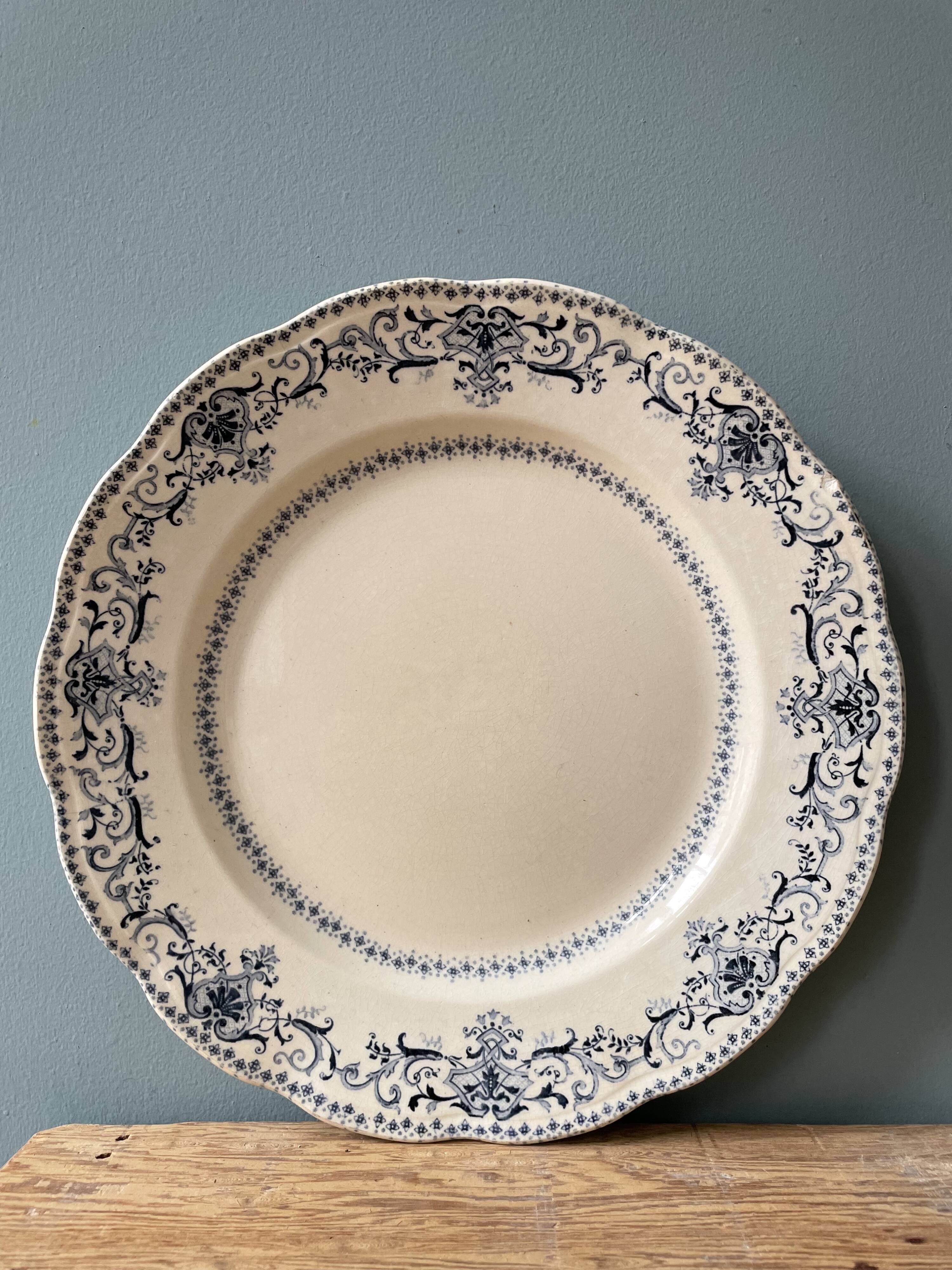 Plat rond Grand Dépôt, E Bourgeois Paris, XIXème