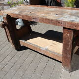 Industrial establishment with old vice 170 cm