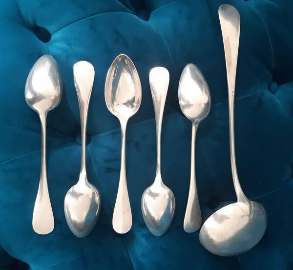Ménagère christofle métal argenté avec poinçons