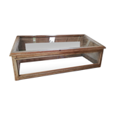 Shop window to install