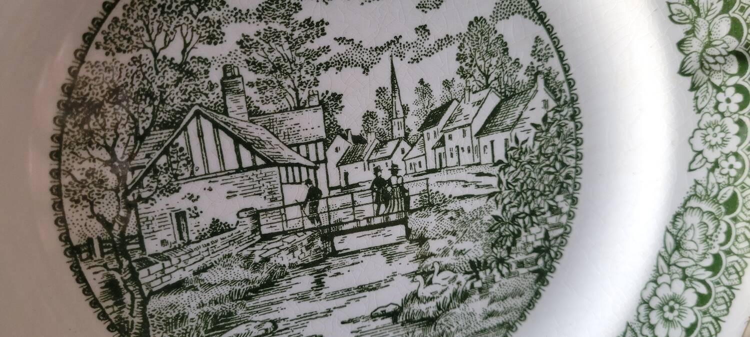 Pastoral decor earthenware dinner plates