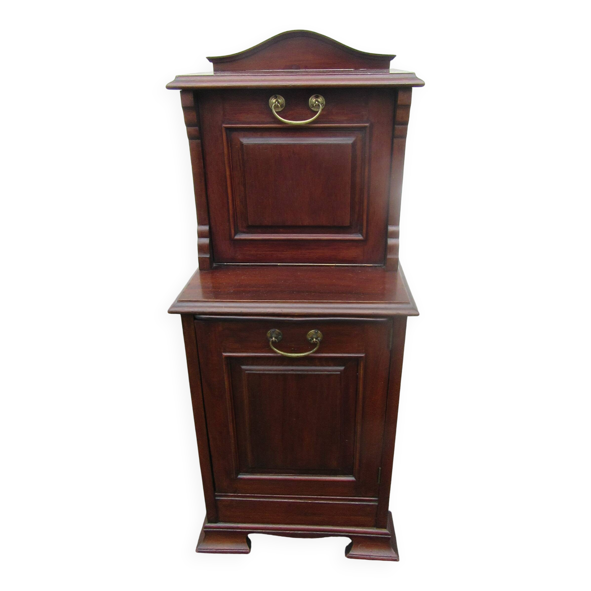 English mahogany bedside table