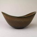 Mid-century pair of bowls by Rörstrand Sweden by Gunnar Nylund, 1950s.