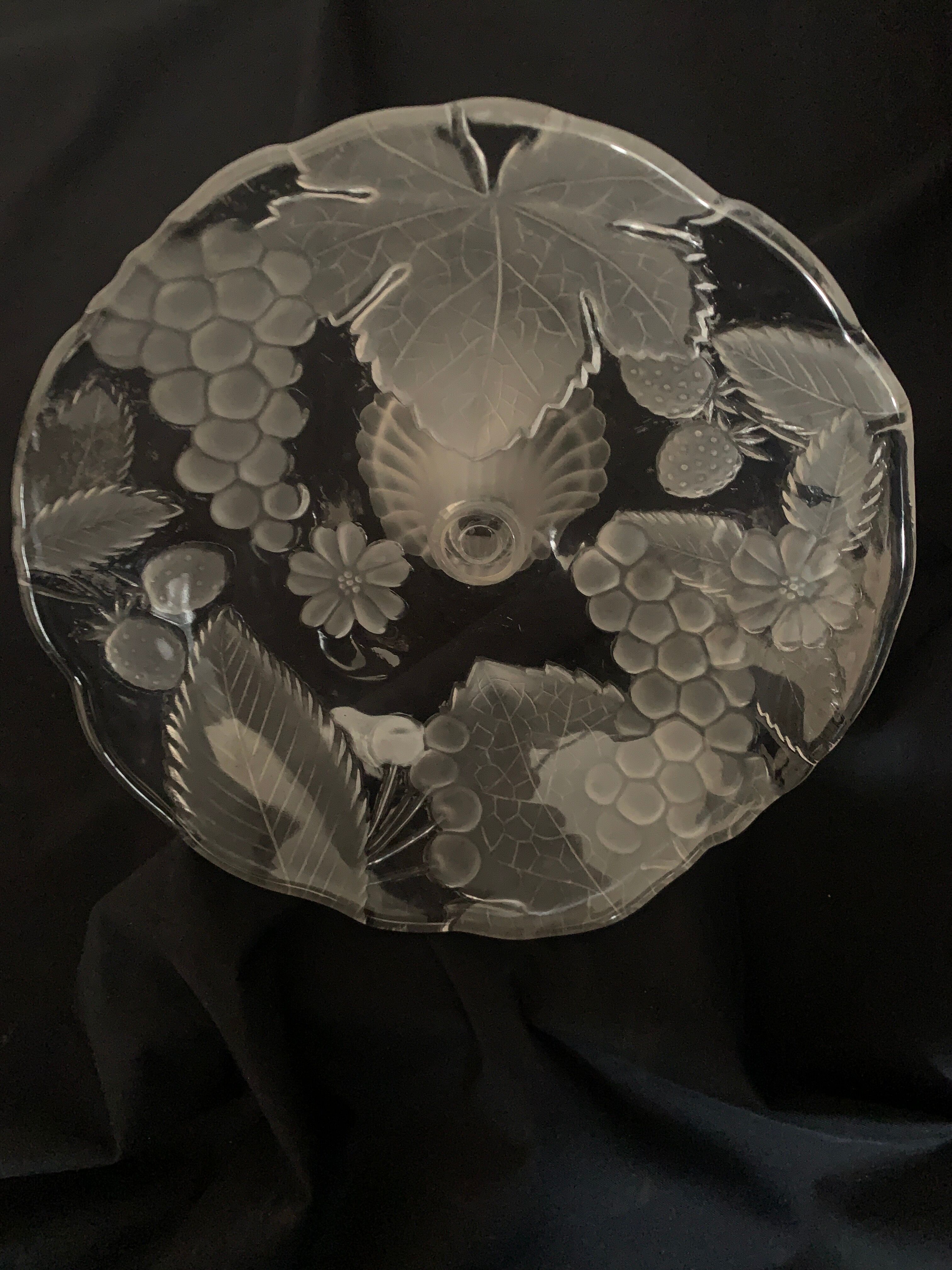 Fruit cup, glass, frosted décor and foot, bright