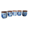 Série de 5 pots à épices en poterie d'Alsace et couvercle en bois