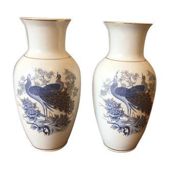 Pair of Chinese vases