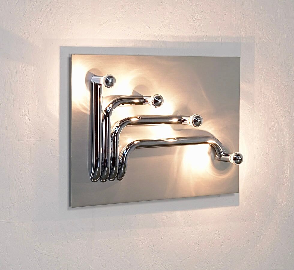Gaetone Missaglia light panel for Giacomo Benevelli sculpture 1970