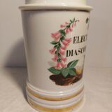 Porcelain medicine jar