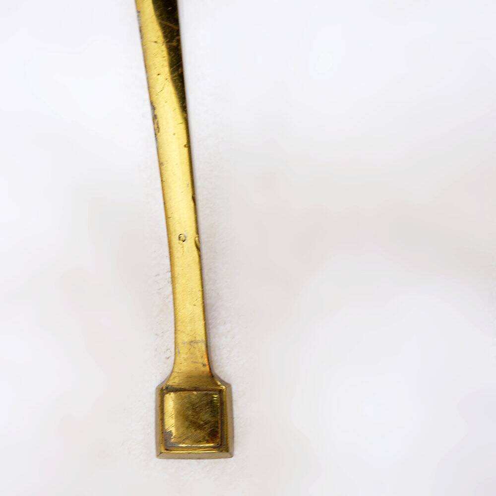 Library or reading floor lamp in brass and wood, mid-20th century.