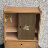 Large wardrobe for storing dolls' clothes and accessories, 2 sliding doors