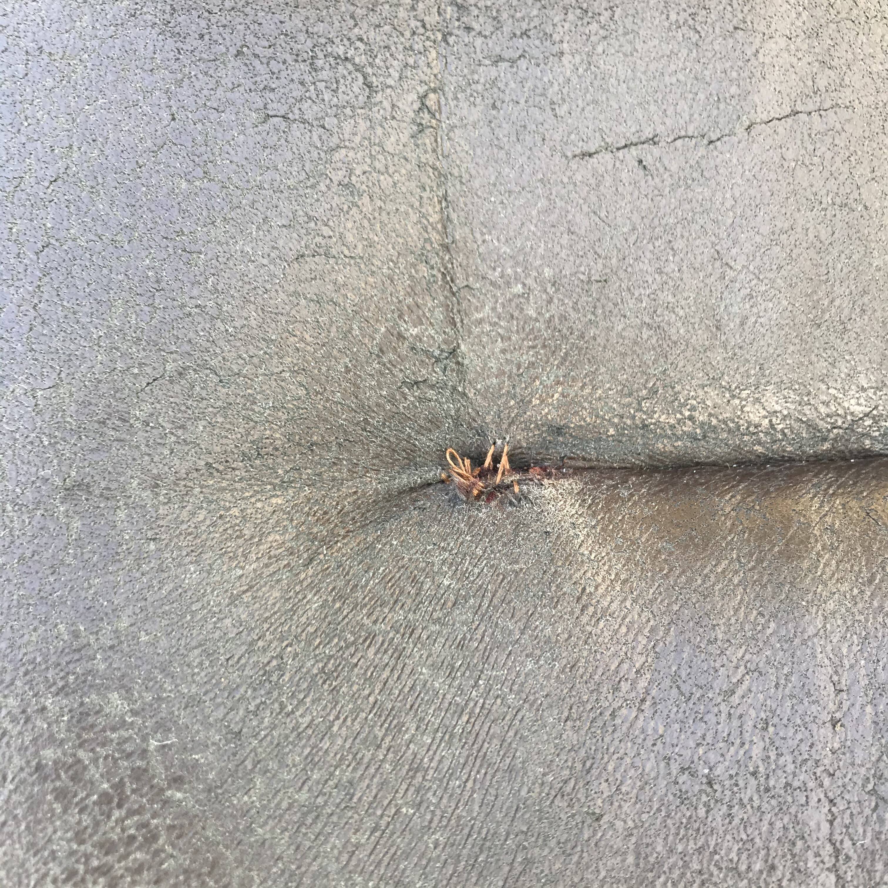 Lot of 6 chairs cantilever 70s