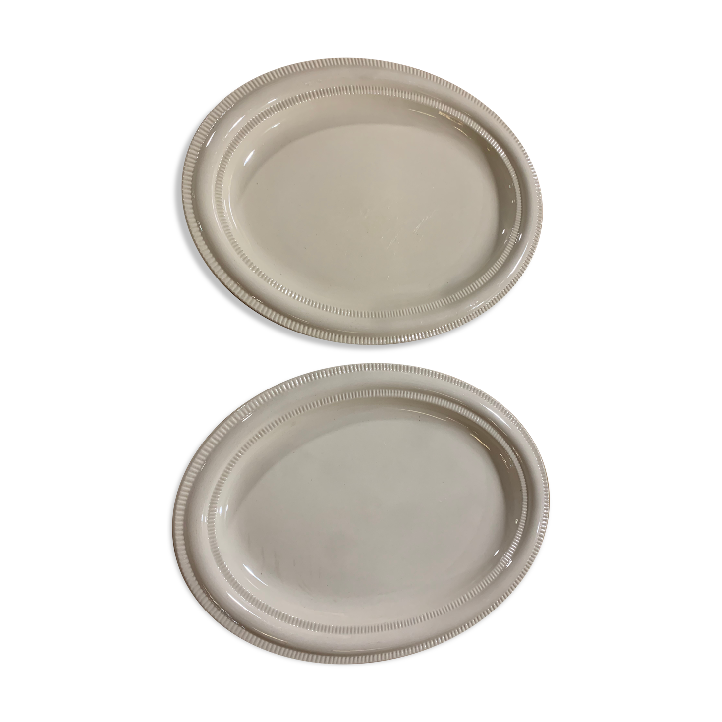 2 oval dishes marked boch Frères La Louvière Belgian
