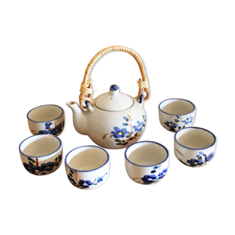 6 tea cups