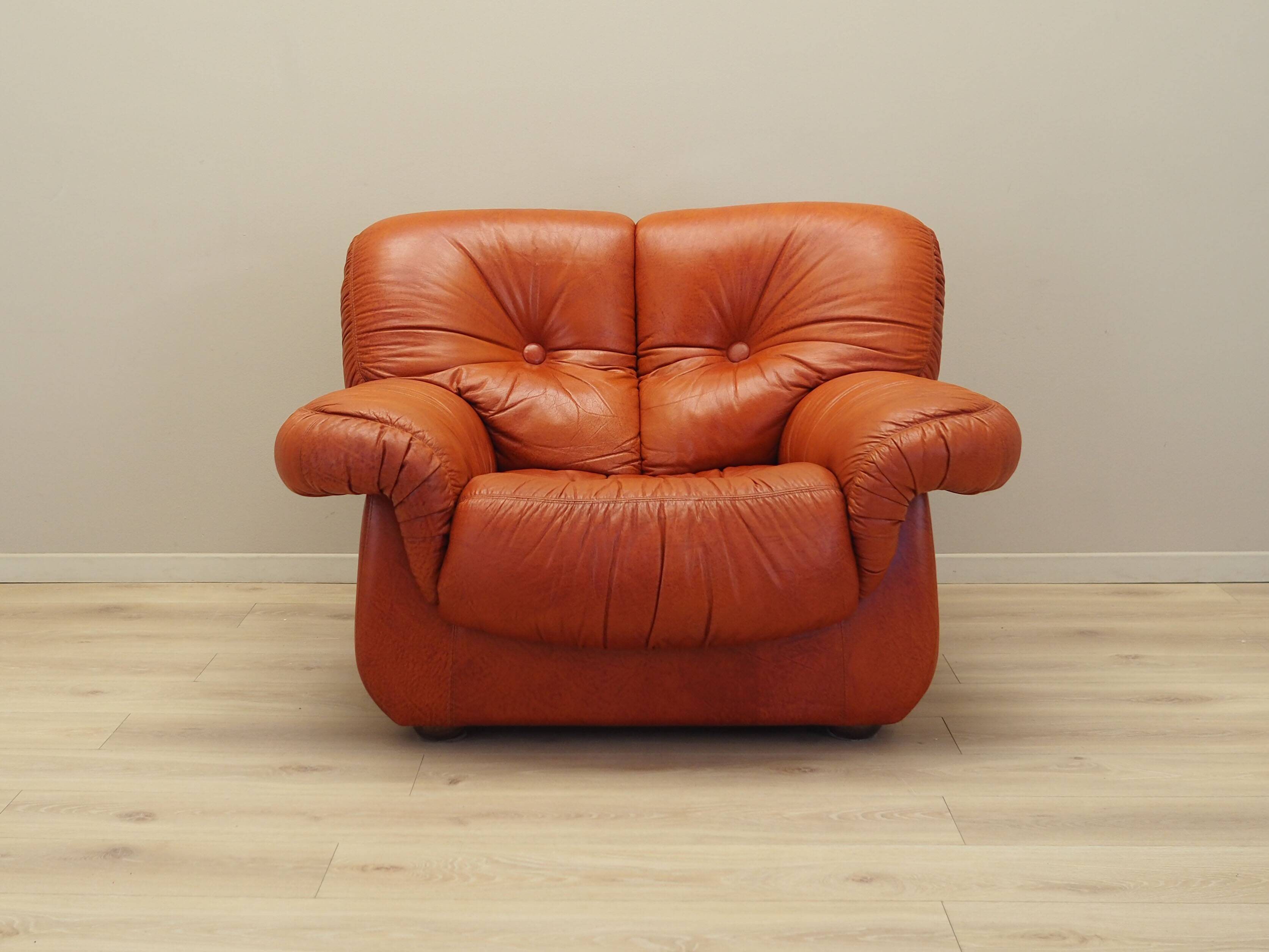 Lounge chair, Italian design, 1970s, manufacturer: PelleRossi