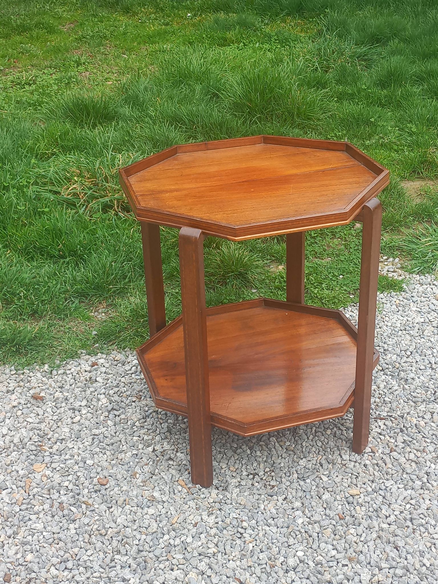 Art Deco folding side table in mahogany with double top marquetry.