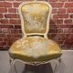Lot d'un fauteuil et d'une chaise