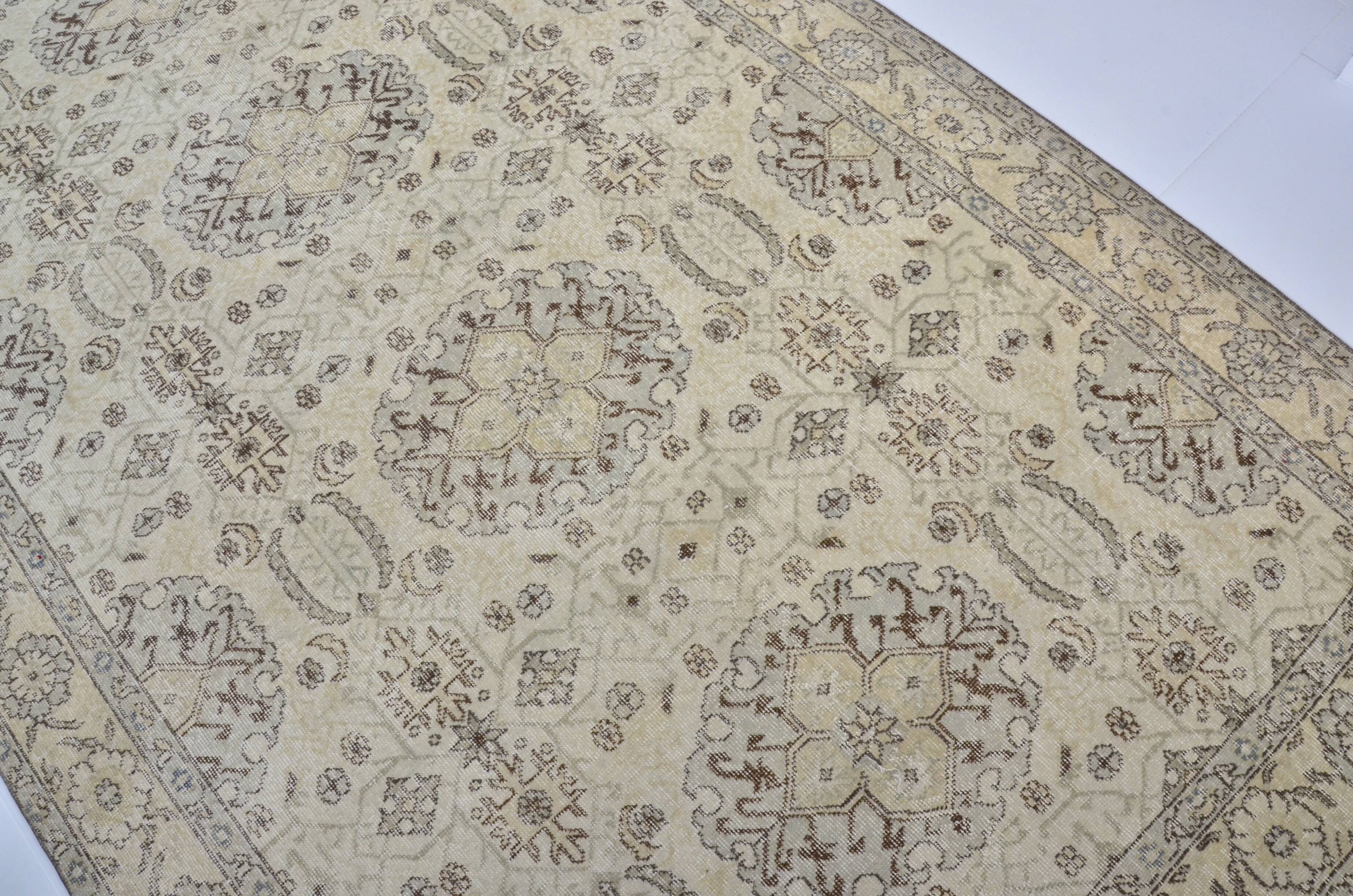 Tapis vintage turc Oushak sku 3204